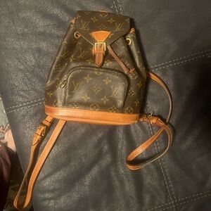 Louis Vuitton Monogram Mini Montsouris Backpack
Is 100% authentic